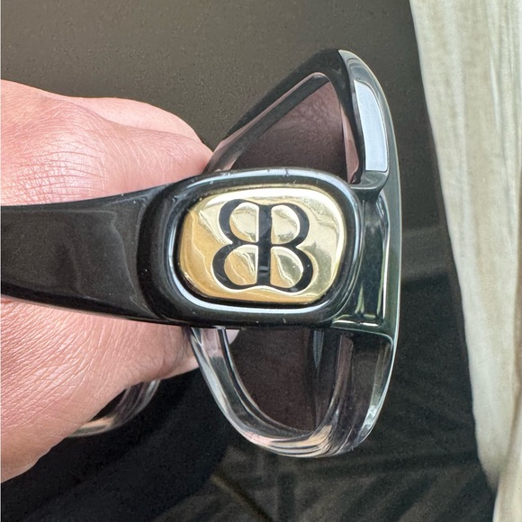 BALENCIAGA WOMEN SUNGLASSES WITH CASE. Style BL 0008/S 04 100% Authentic EUC - Picture 3 of 11